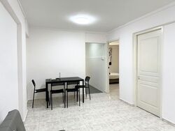 Blk 100 Crescent View (Queenstown), HDB 3 Rooms #533102191